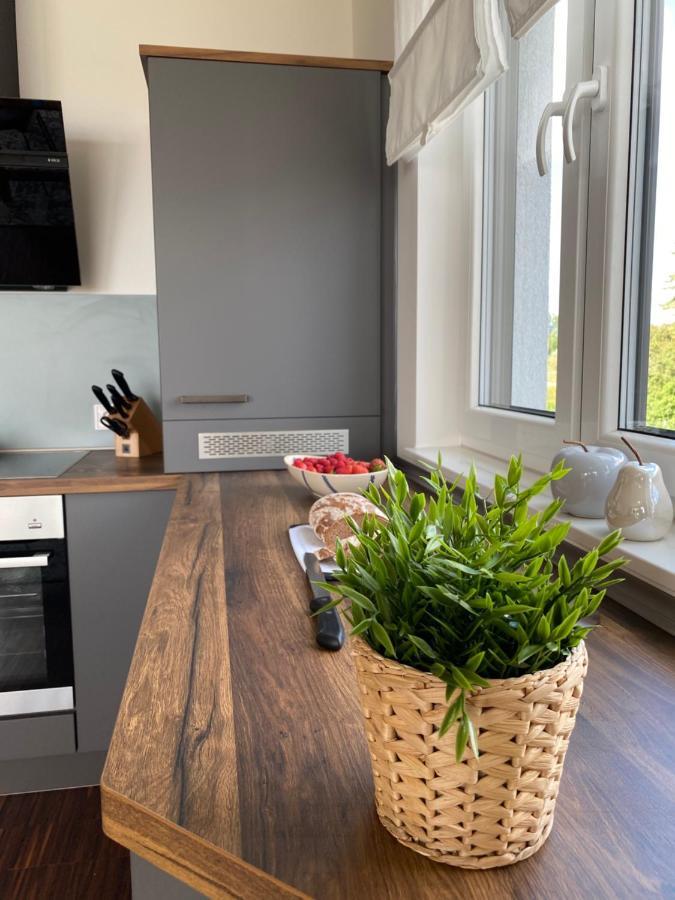 Modernes Apartment Am Hafen Mit Seeblick Grossraeschen Extérieur photo