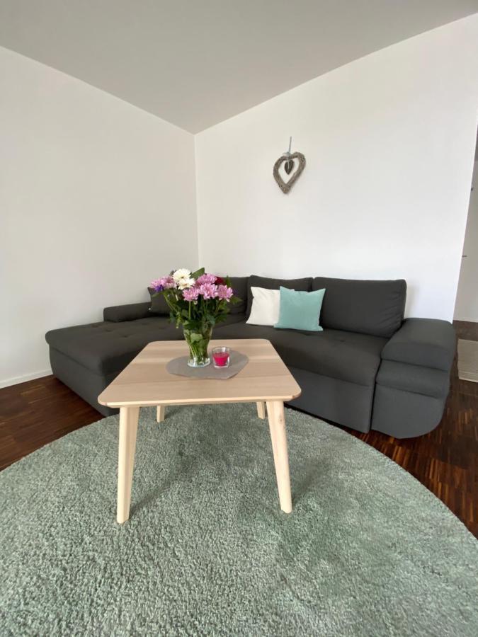 Modernes Apartment Am Hafen Mit Seeblick Grossraeschen Extérieur photo
